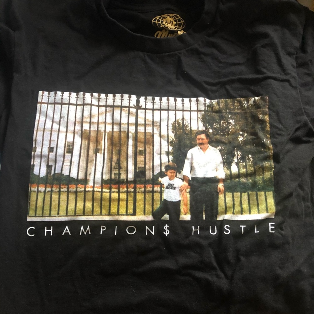 Pablo Escobar White House Small 🔥🔥